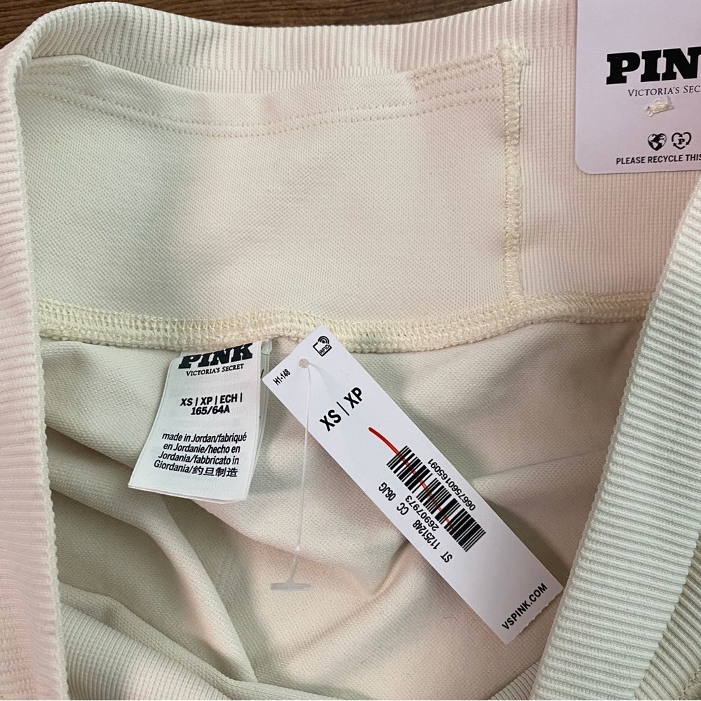 Victoria’s Secret NWT XS Cream Perforated Mini Skirt - Picture 5 of 5